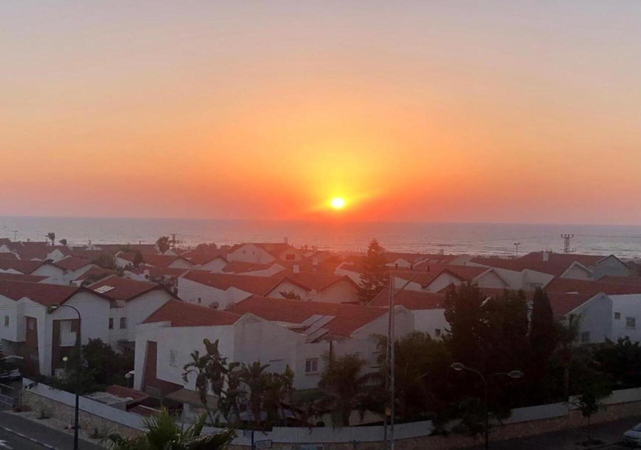 Studio Near The Sea Netanya Eksteriør bilde